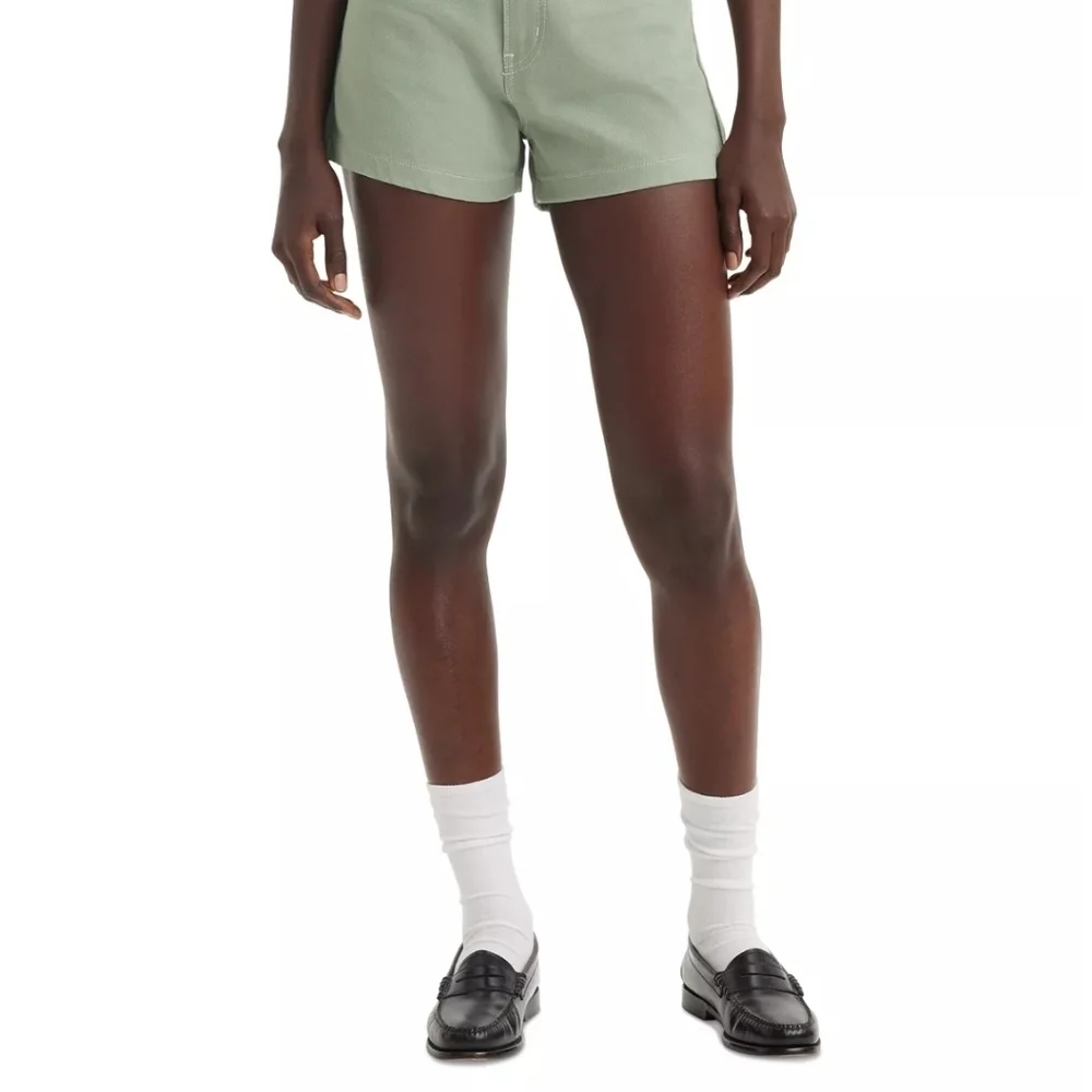 LEVI'SWomen's Cotton High-Rise Double Button Mom Shorts size 30